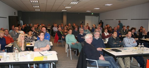 Volle zalen voor kaartleescursus