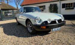 Te Koop MGB-GT wit 1976 vraagprijs €9500 Te Koop MGB-GT wit 1976 vraagprijs €9500